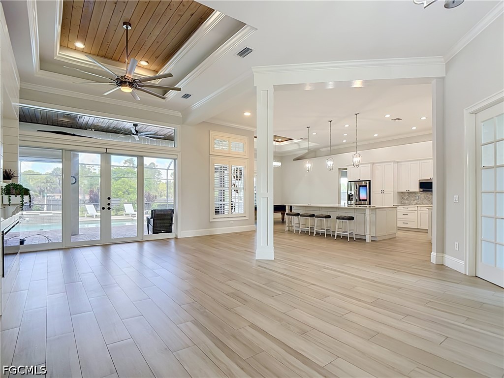 4 Bed Pool Home for Sale in Naples, photo 8