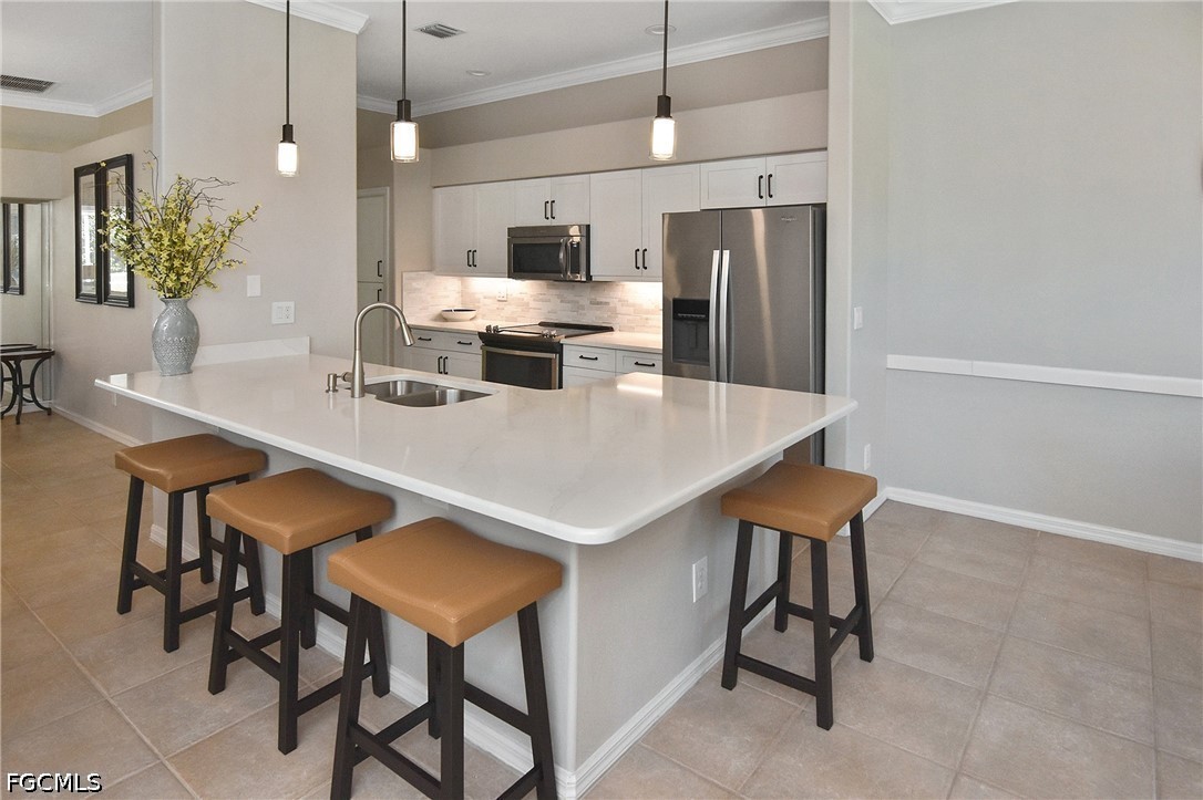 2 Bed Waterfront Home for Sale in Lakemont, photo 8