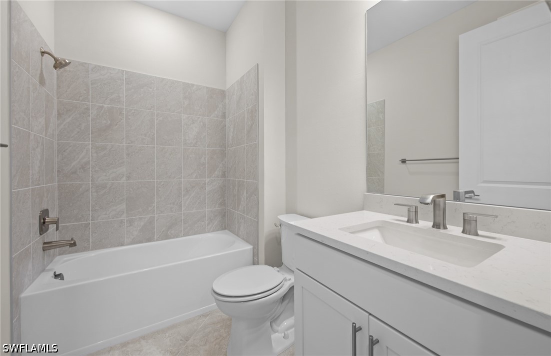 3 Bed Waterfront Home for Sale in Country Club, photo 8