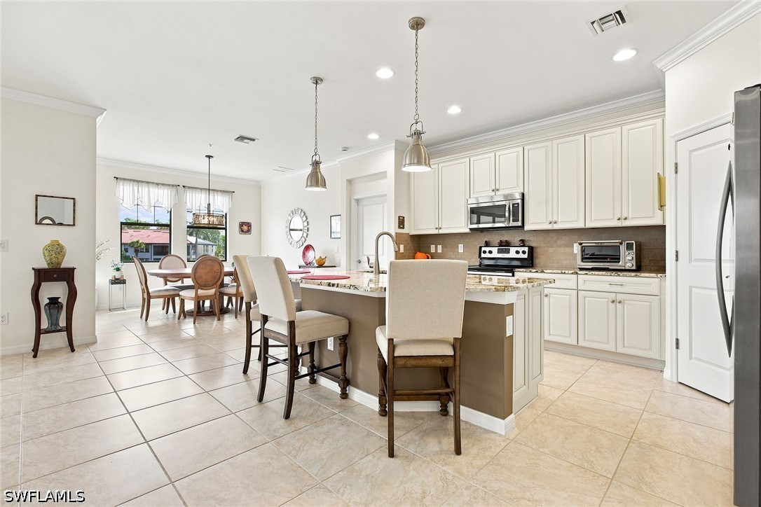 2 Bed Waterfront Home for Sale in Naples, photo 8