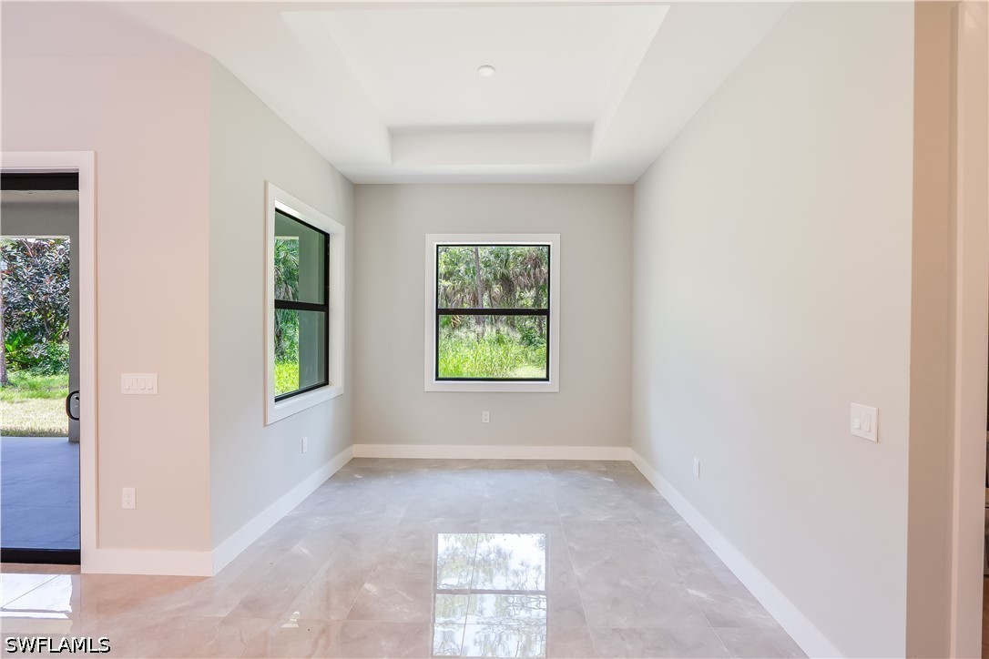 3 Bed SingleFamilyResidence for Sale in Naples, photo 8