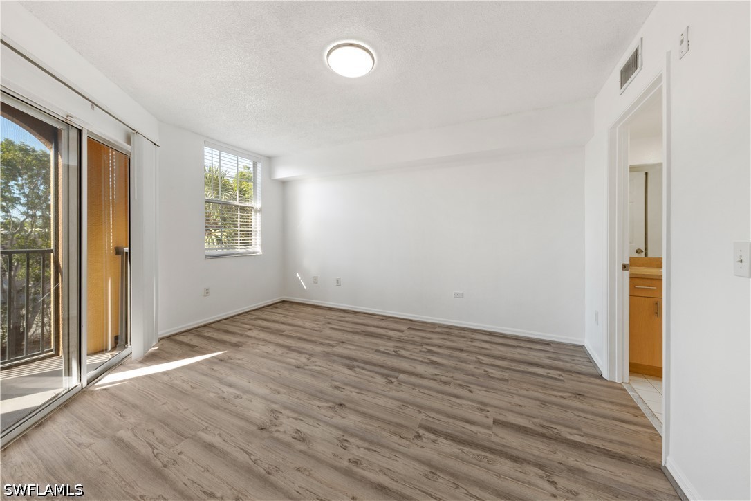 1 Bed Waterfront Home for Sale in Sanctuary, photo 8