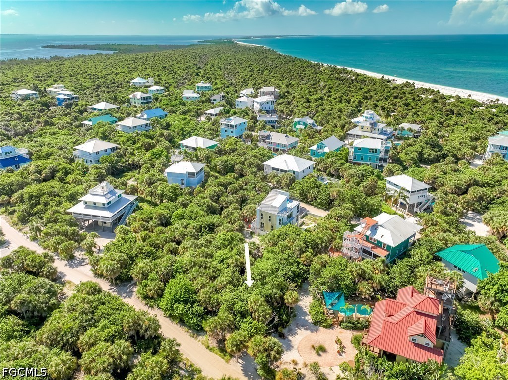 Residential for Sale in Upper Captiva, photo 8