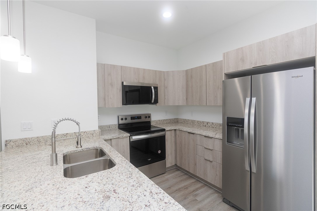 3 Bed SingleFamilyResidence for Sale in Port Labelle, photo 8