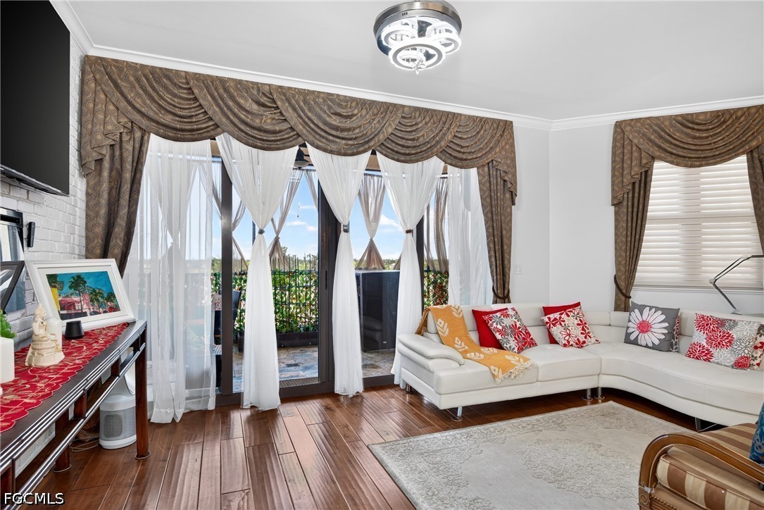 3 Bed Waterfront Home for Sale in Fort Myers, photo 8