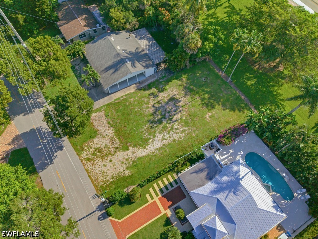 Residential for Sale in Lake Park, photo 8