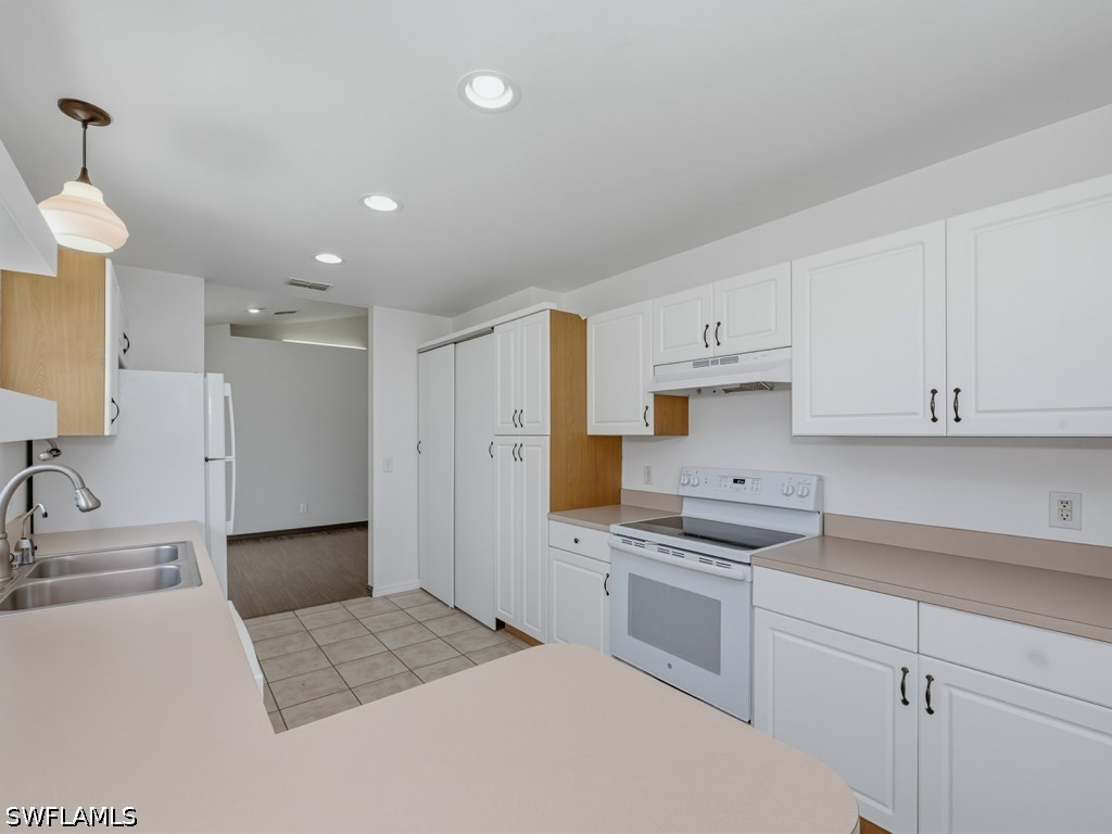4 Bed SingleFamilyResidence for Sale in Naples, photo 8