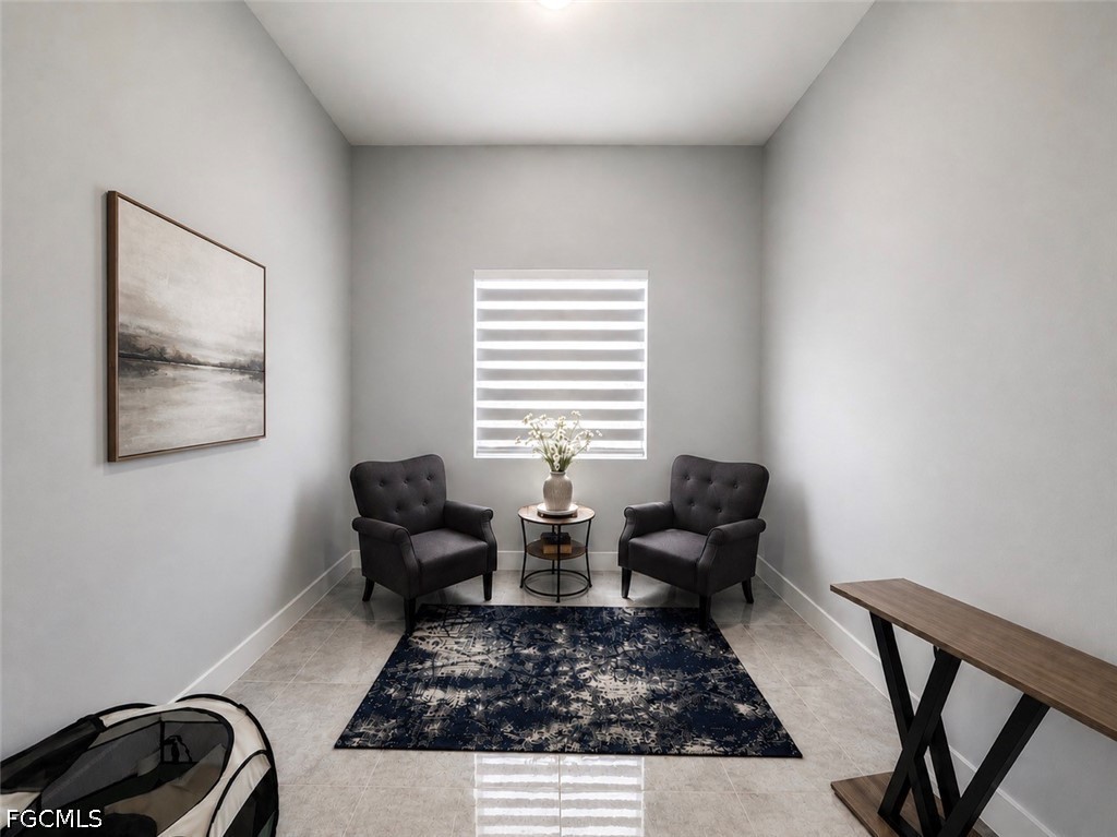 3 Bed SingleFamilyResidence for Sale in Lehigh Acres, photo 8