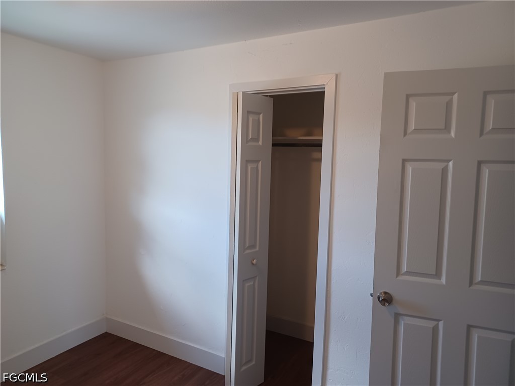 3 Bed SingleFamilyResidence for Sale in Fort Myers, photo 8