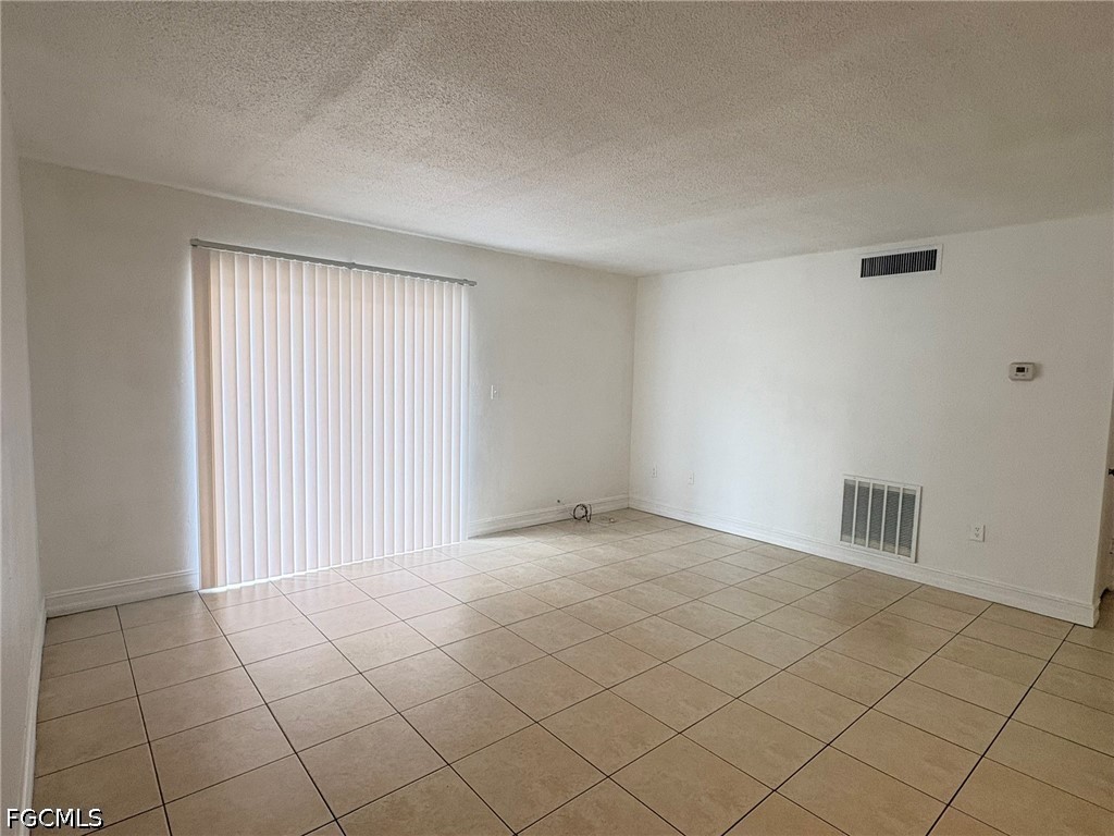 2 Bed Condominium for Sale in Green Tee Village, photo 8