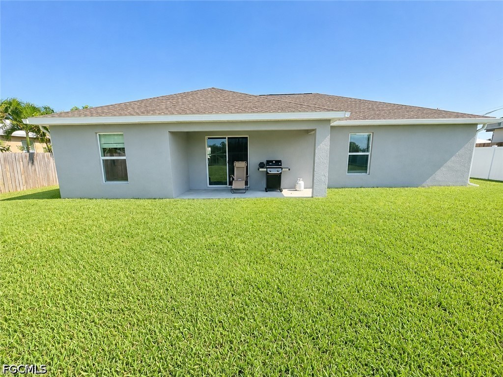 3 Bed SingleFamilyResidence for Sale in Cape Coral, photo 8