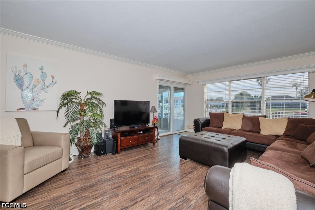 2 Bed Waterfront Home for Sale in Cape Coral, photo 8