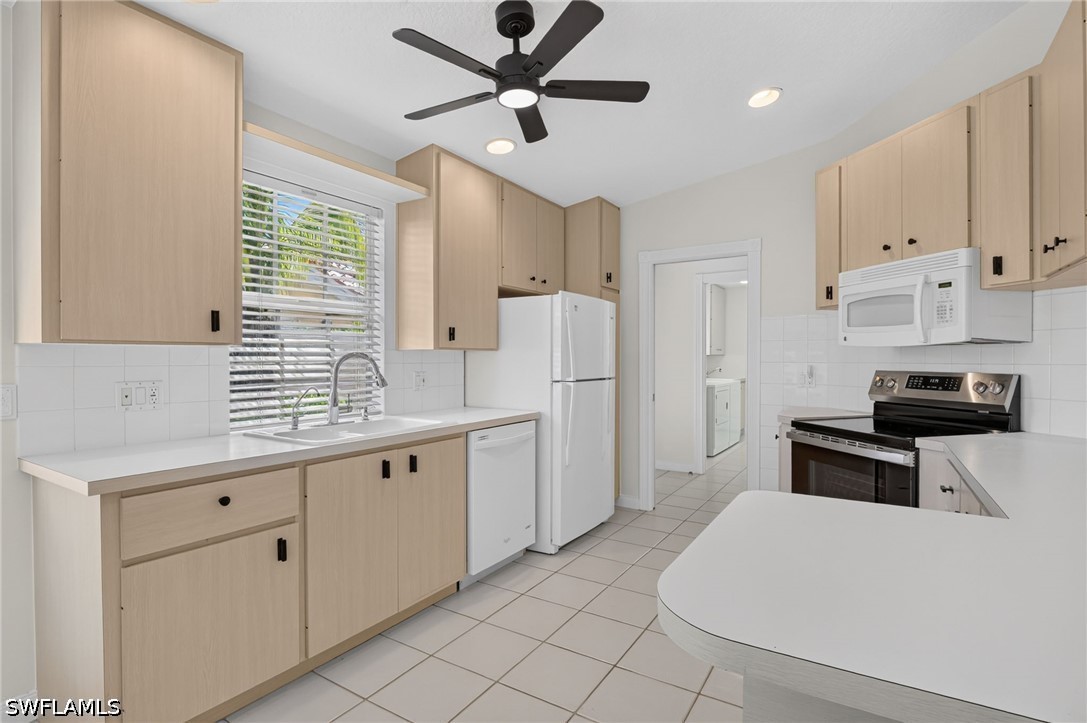 2 Bed Waterfront Home for Sale in Village Walk, photo 8