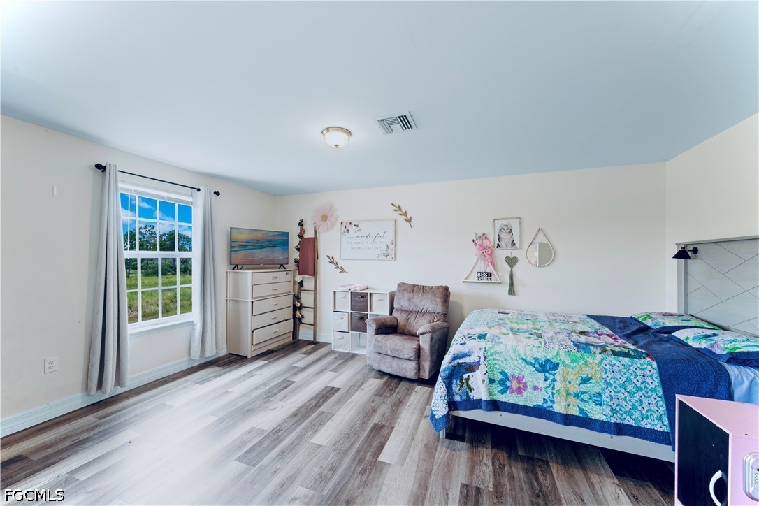 3 Bed SingleFamilyResidence for Sale in Lehigh Acres, photo 8