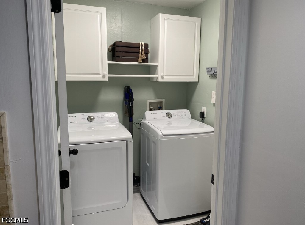 3 Bed Pool Home for Sale in Lehigh Acres, photo 8