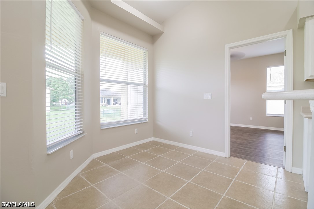 3 Bed SingleFamilyResidence for Sale in Lehigh Acres, photo 8