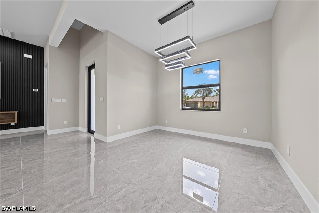 3 Bed SingleFamilyResidence for Sale in Lehigh Acres, photo 8