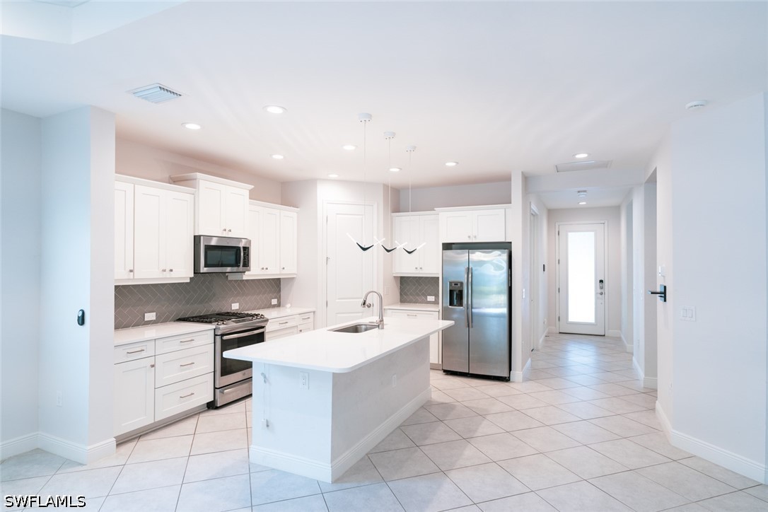 2 Bed Attached for Sale in Naples, photo 8