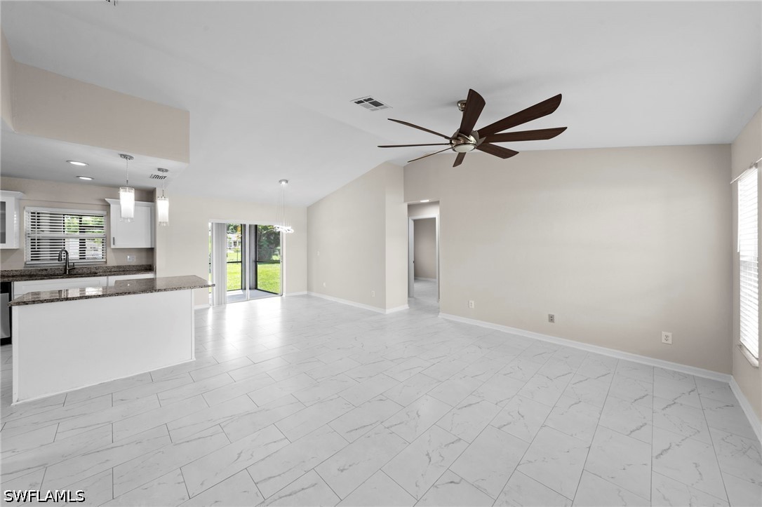 3 Bed SingleFamilyResidence for Sale in Cape Coral, photo 8