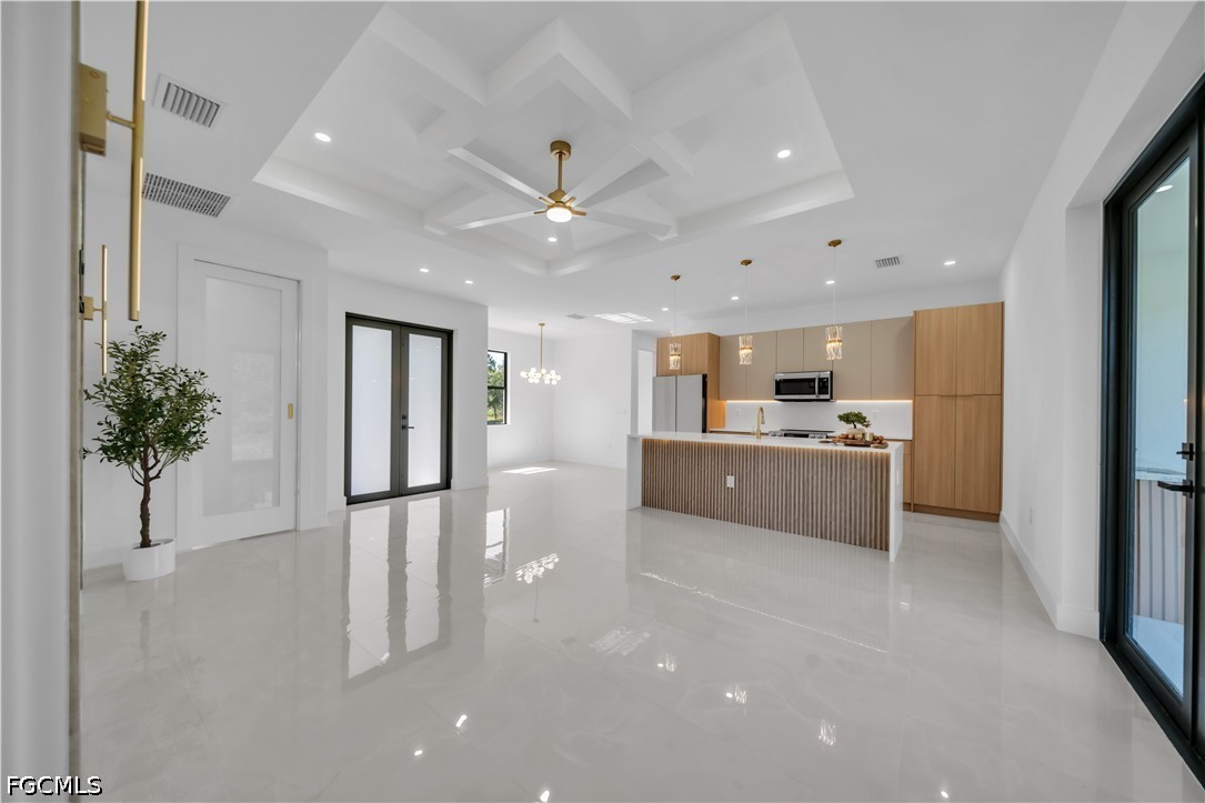 4 Bed SingleFamilyResidence for Sale in Lehigh Acres, photo 8