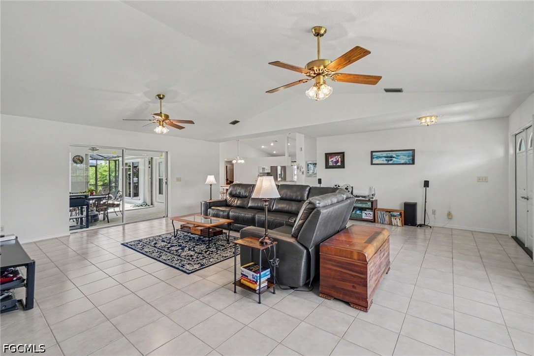 3 Bed Pool Home for Sale in Cape Coral, photo 8