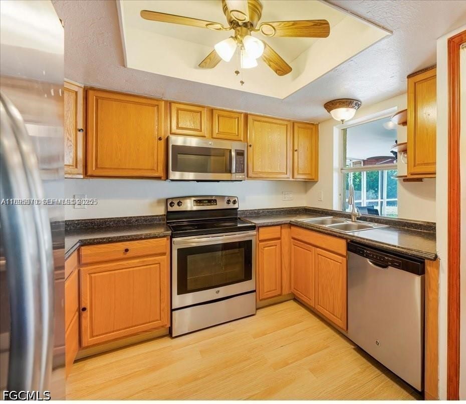 3 Bed Pool Home for Sale in Cape Coral, photo 8