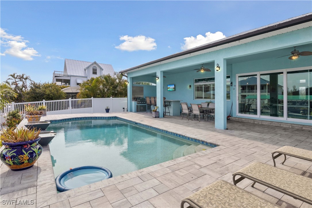 3 Bed Pool Home for Sale in St James City, photo 9
