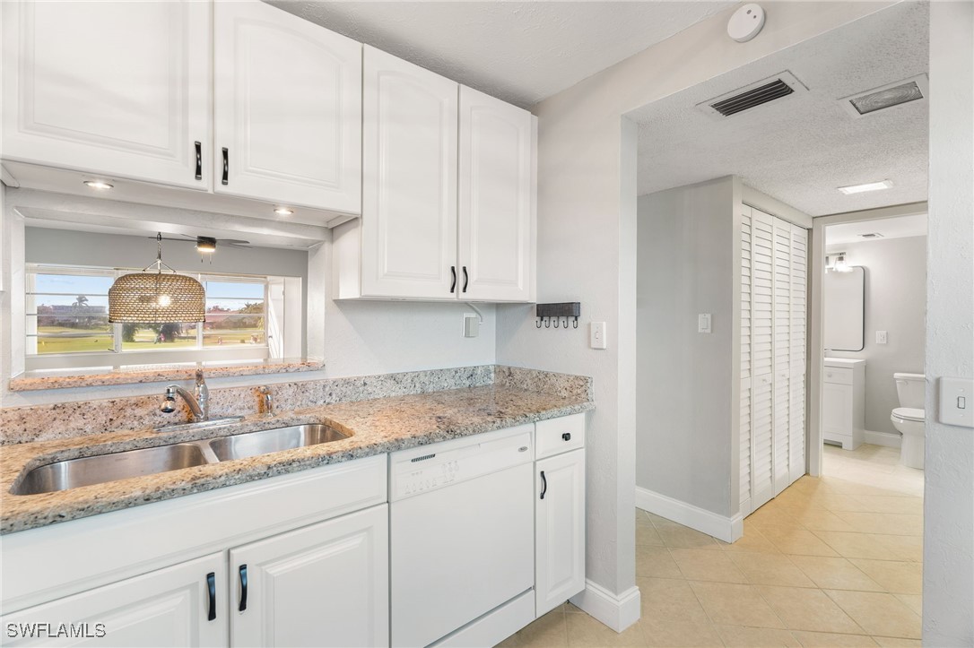 1 Bed Condominium for Sale in Seven Lakes, FL, $85,000 — photo 9