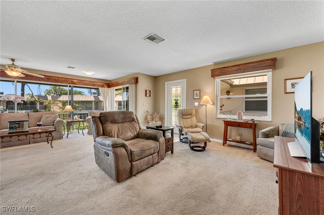 2 Bed Condominium for Sale in Royal Bay Villas, photo 9