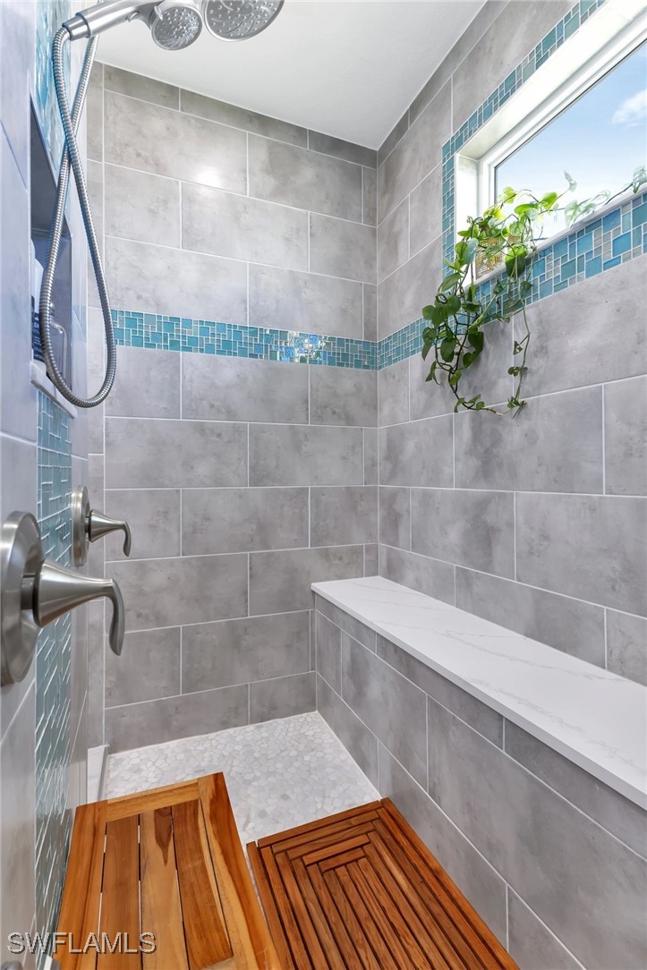 3 Bed Pool Home for Sale in South Gulf Cove, photo 9