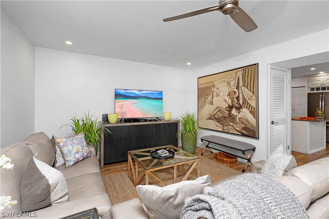 1 Bed Condominium for Sale in Naples, FL, $320,000 — photo 9