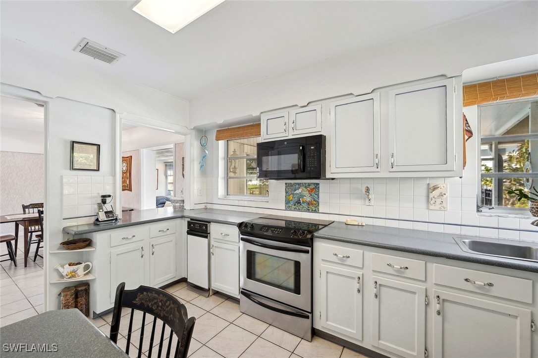 3 Bed Pool Home for Sale in Marco Island, FL, $1,250,000 — photo 9