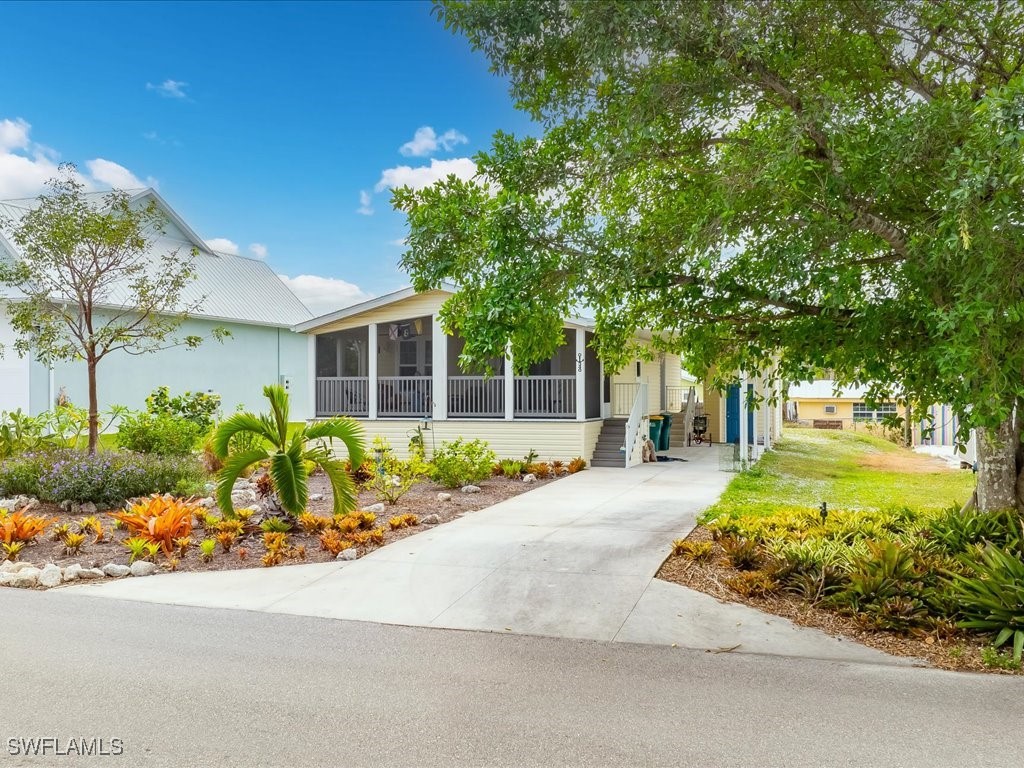 2 Bed SingleFamilyResidence for Sale in Goodland Heights, photo 9