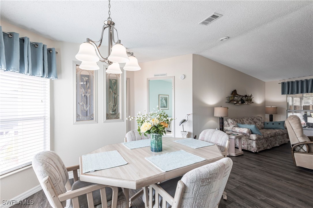 2 Bed ManufacturedHome for Sale in North Fort Myers, FL — photo 9