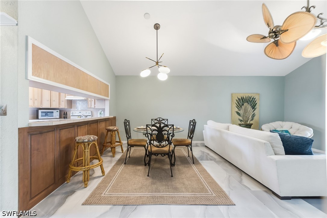 2 Bed Attached for Sale in Estero, photo 9