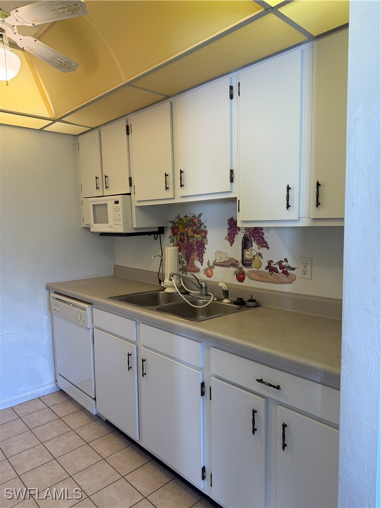 2 Bed Condominium for Sale in Fort Myers, FL, $69,900 — photo 9