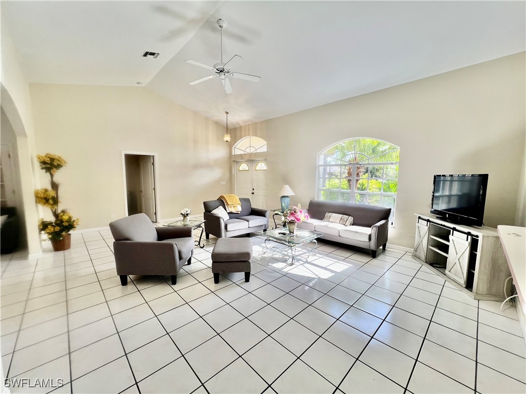 3 Bed Pool Home for Sale in Lehigh Acres, photo 9