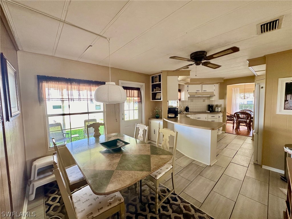 2 Bed ManufacturedHome for Sale in North Fort Myers, FL — photo 9