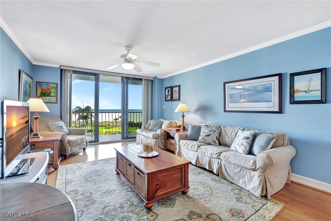 2 Bed Waterfront Home for Sale in Marco Island, photo 9
