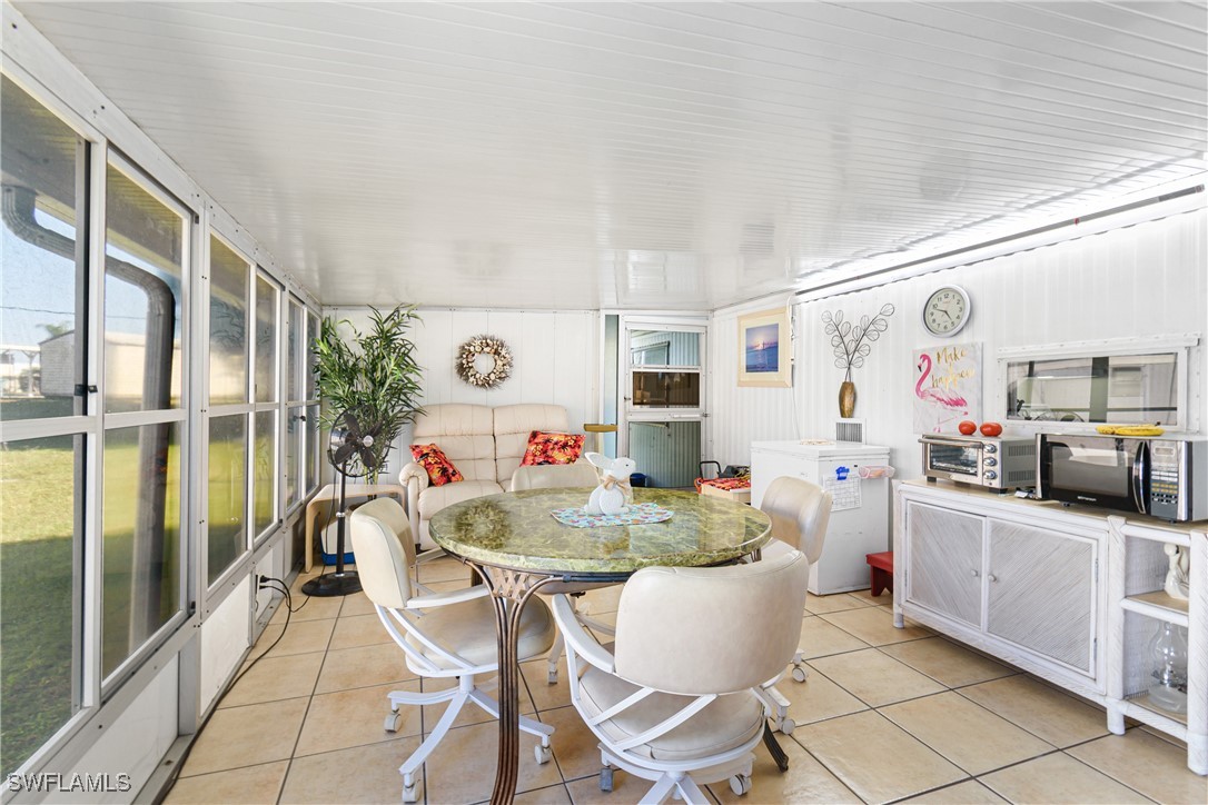2 Bed ManufacturedHome for Sale in Fort Myers, FL, $80,000 — photo 9
