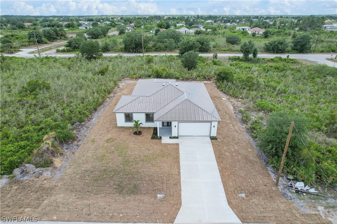 4 Bed SingleFamilyResidence for Sale in Lehigh Acres, FL — photo 9