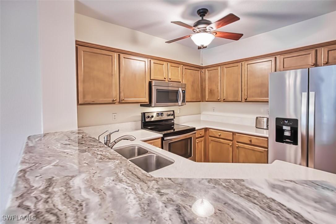 2 Bed Waterfront Home for Sale in Fort Myers, photo 9