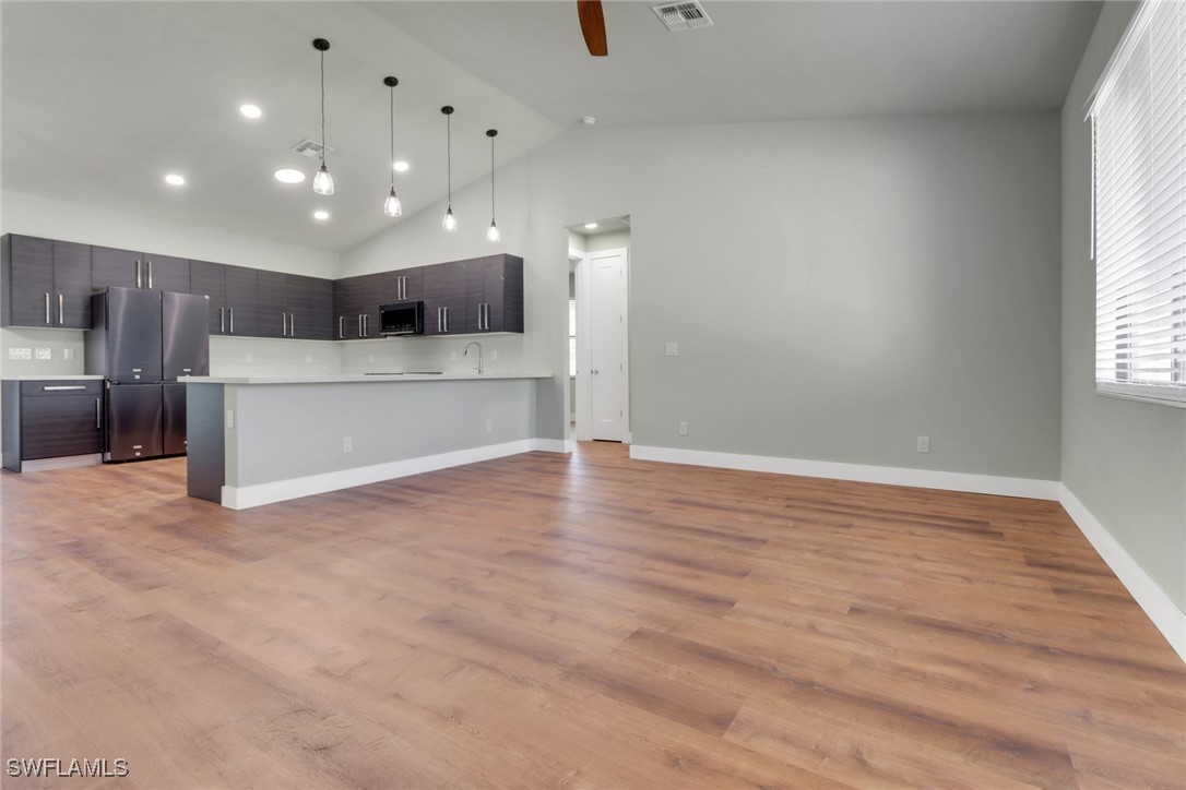 3 Bed SingleFamilyResidence for Sale in Cape Coral, photo 9