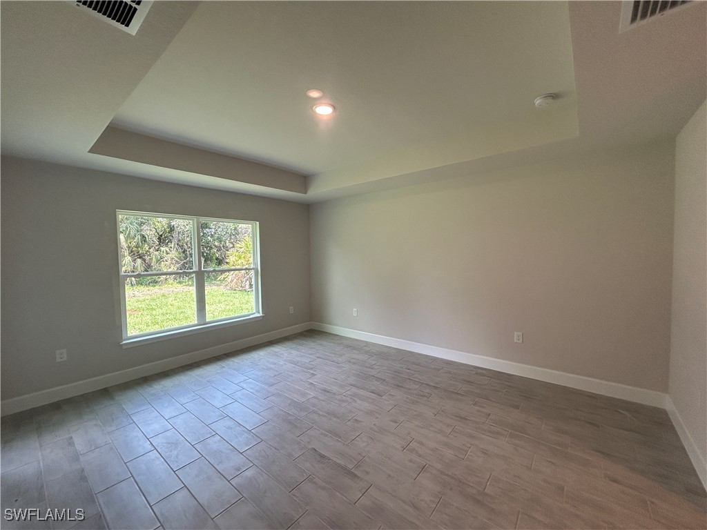 4 Bed SingleFamilyResidence for Sale in Punta Gorda, FL — photo 9