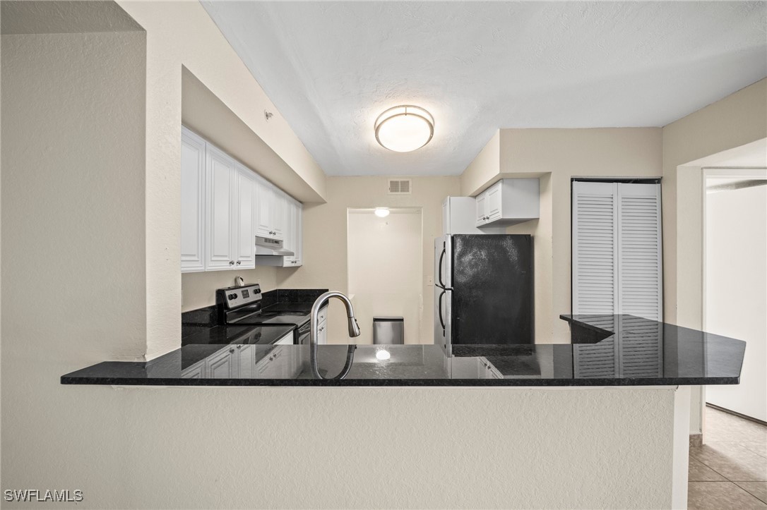 1 Bed Waterfront Home for Sale in Naples, FL — photo 9