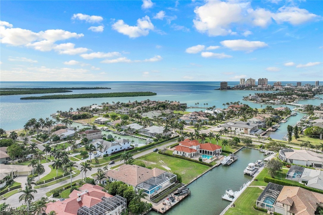 Waterfront Home for Sale in Marco Island, photo 9