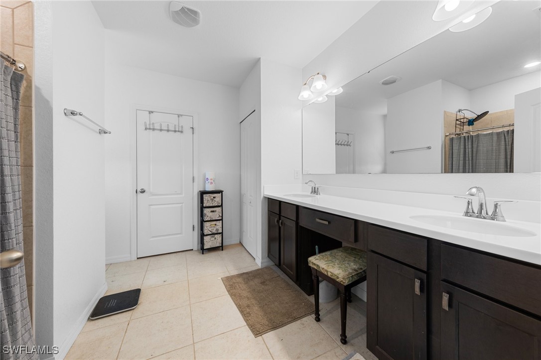 3 Bed Waterfront Home for Sale in Lehigh Acres, FL, $329,000 — photo 9