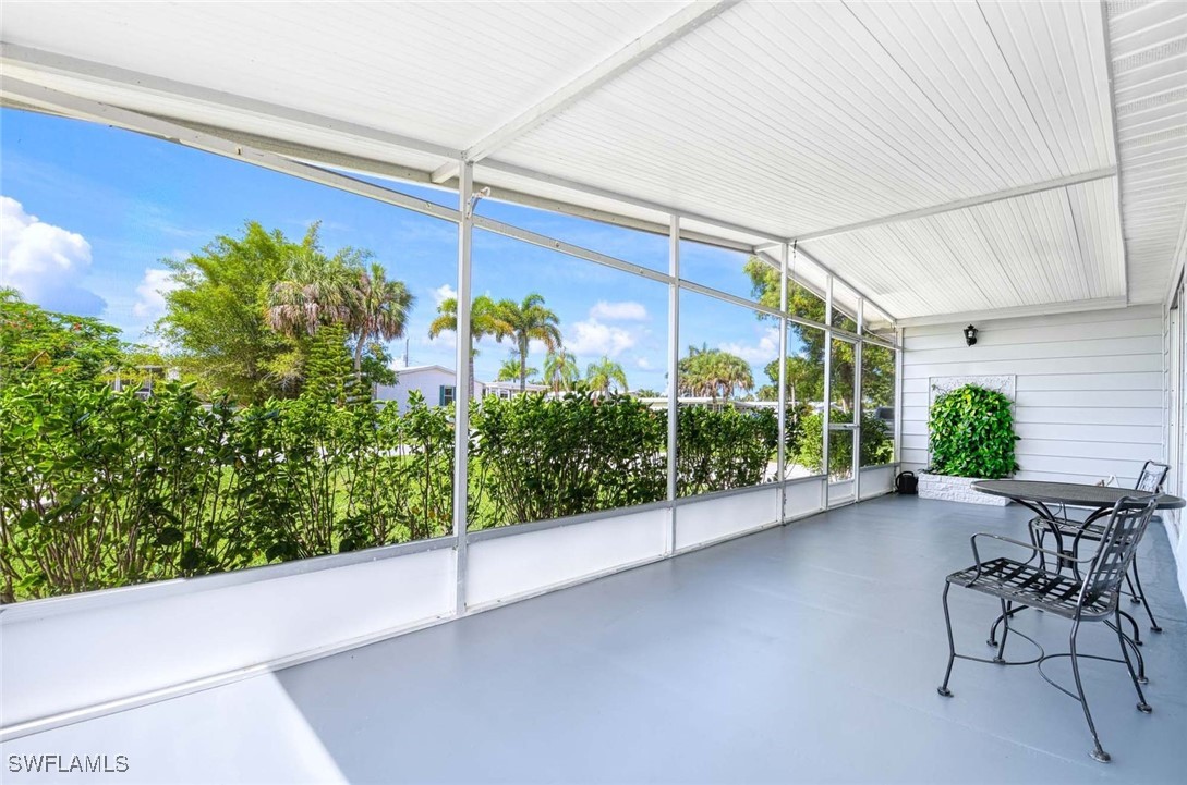 2 Bed ManufacturedHome for Sale in Naples, FL, $295,000 — photo 9
