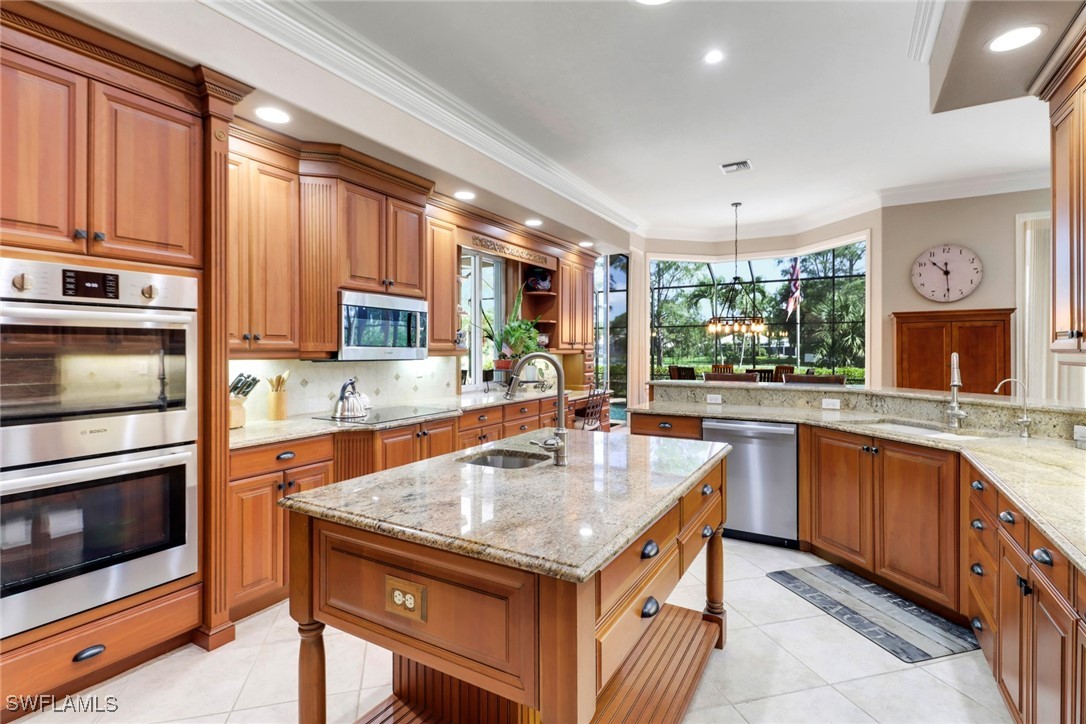 5 Bed Pool Home for Sale in Quail Creek, FL, $2,998,800 — photo 9