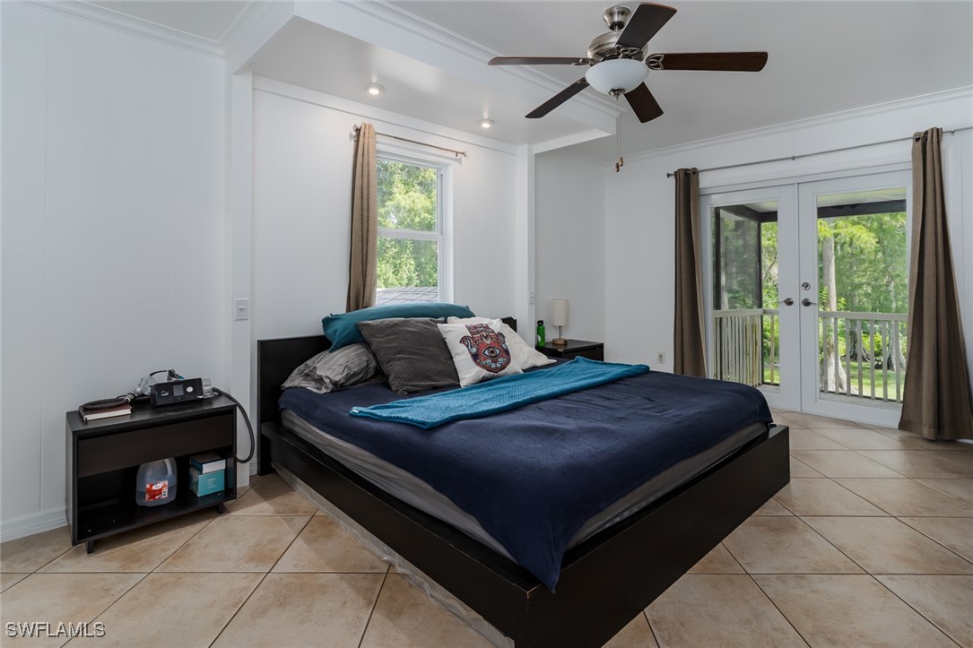 4 Bed SingleFamilyResidence for Sale in Naples, photo 9